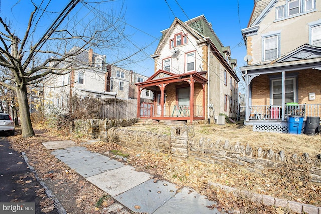 view of front of house featuring covered porch