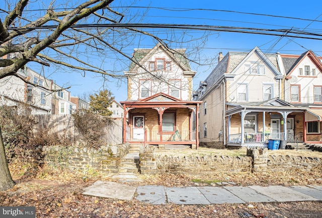 view of front facade featuring a porch