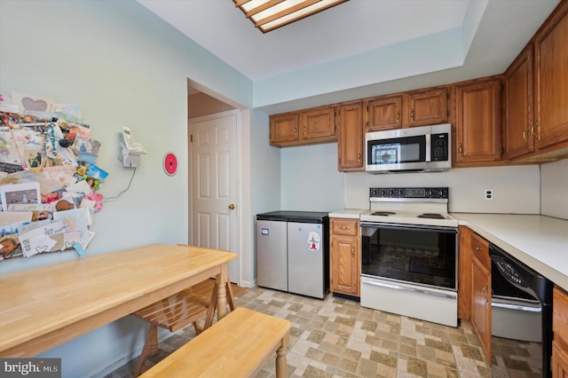 kitchen featuring stainless steel appliances