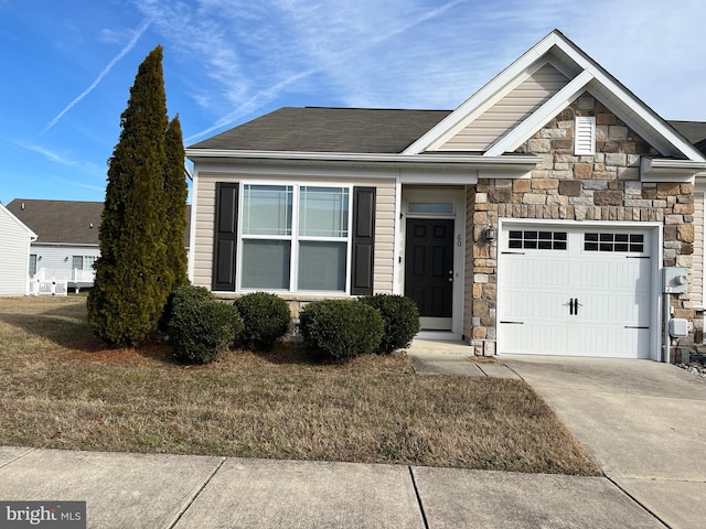 view of front of house with a front yard