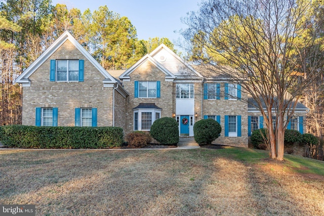 view of front of house featuring a front yard