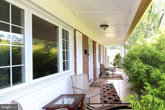 view of patio featuring covered porch