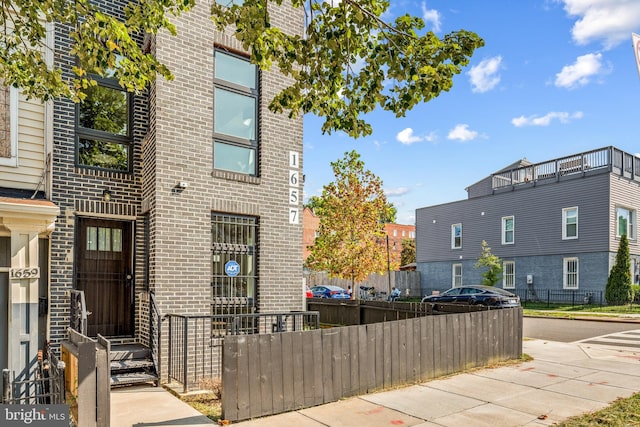 Listing photo 2 for 1657 Montello Ave NE Unit 1, Washington DC 20002