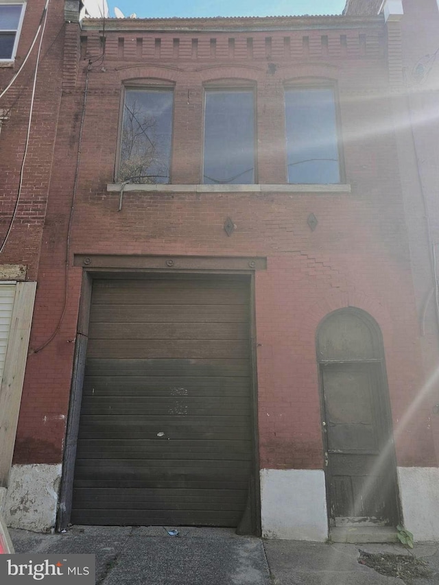 1907 N 23rd St, Philadelphia, PA 19121 - exterior space with a garage