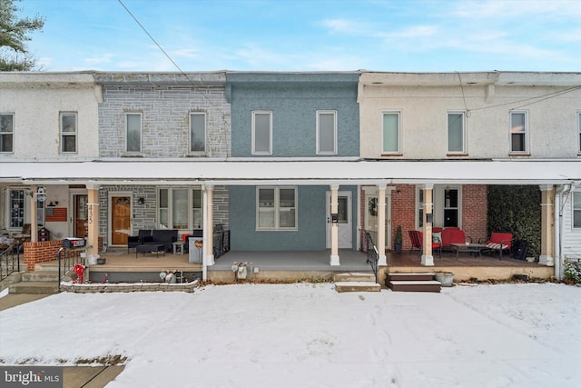 multi unit property with a porch