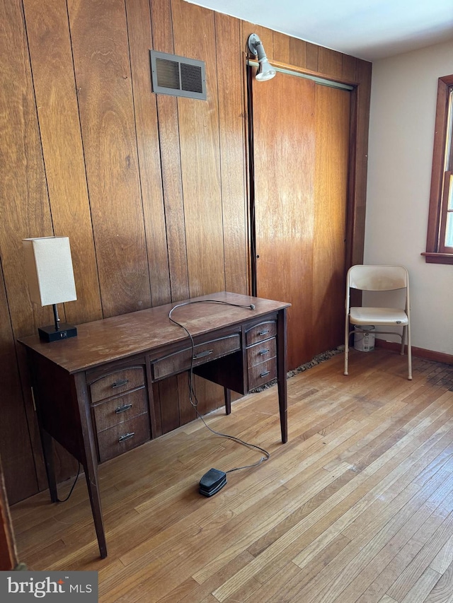 office area featuring light hardwood / wood-style flooring