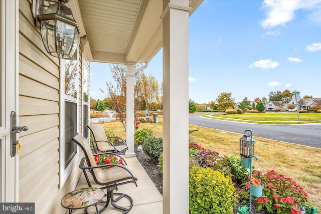 view of patio / terrace with covered porch