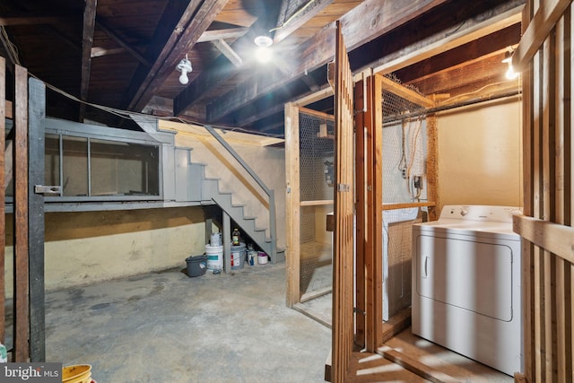 basement featuring washer / clothes dryer