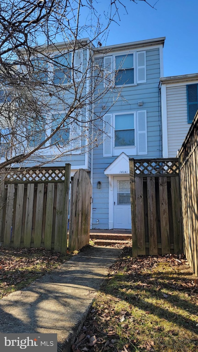 view of front of home