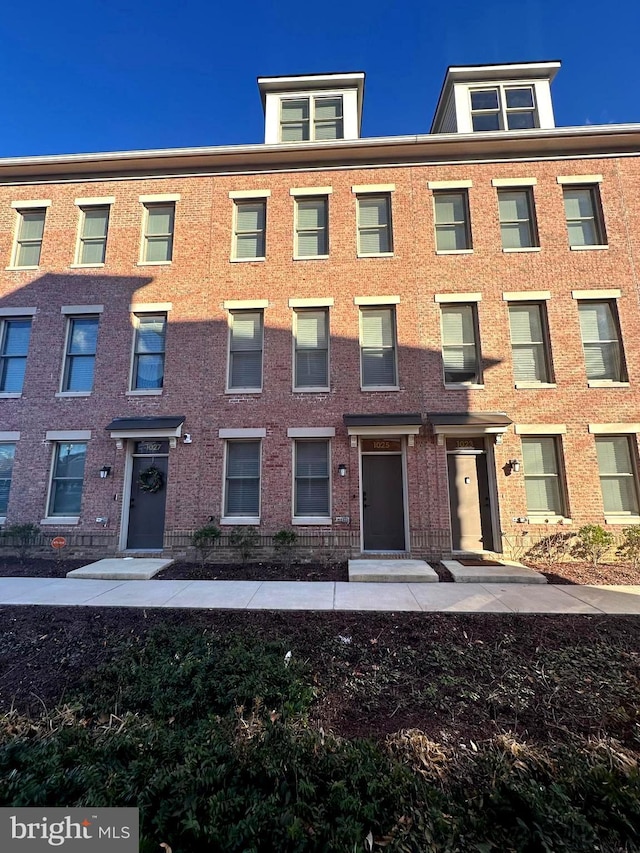 view of townhome / multi-family property