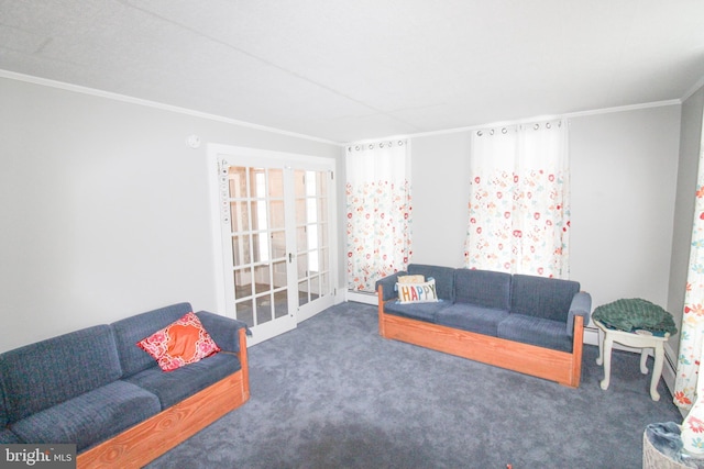 carpeted living room featuring crown molding