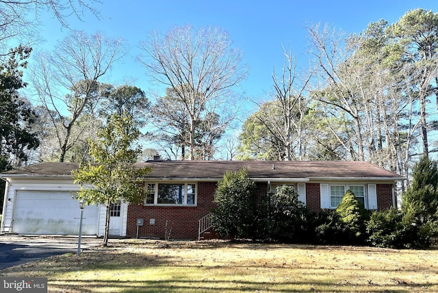 8264 Arden Dr, Salisbury, MD 21804 - ranch-style home featuring a garage and a front yard