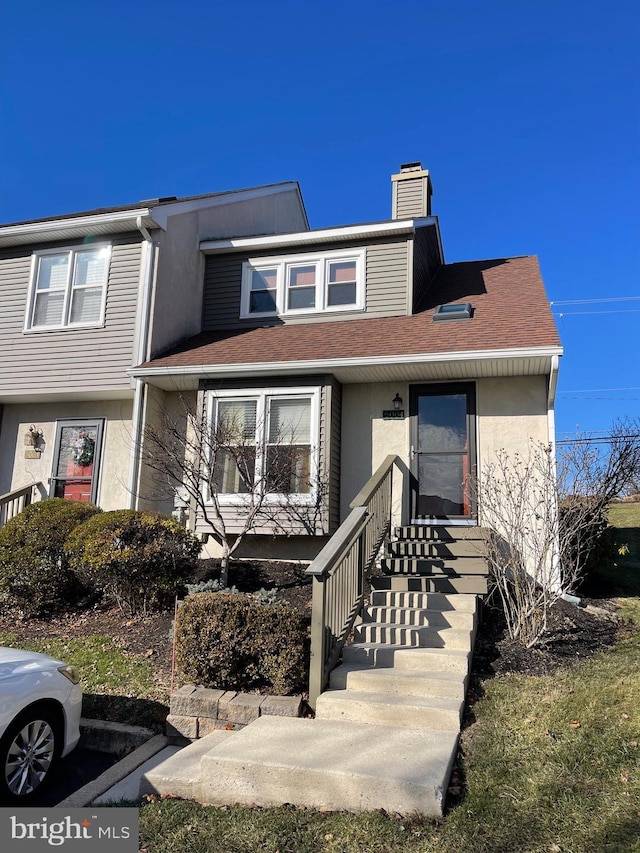 view of front of home