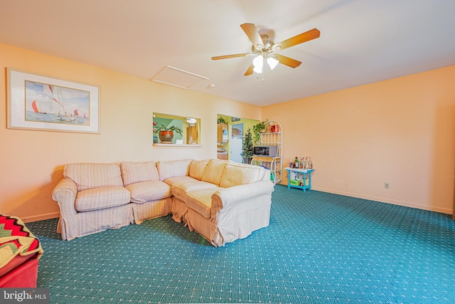 carpeted living room featuring ceiling fan