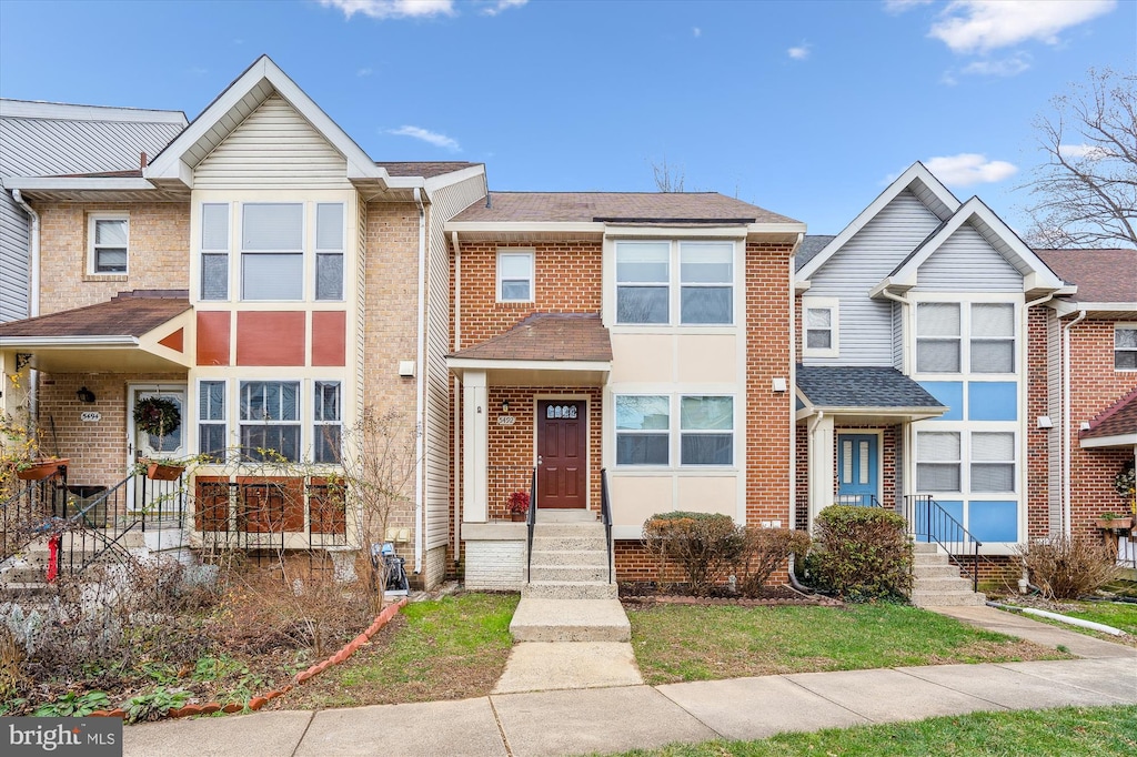 view of townhome / multi-family property