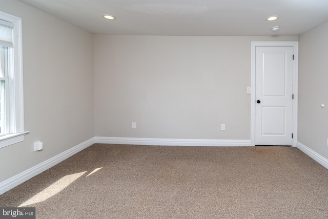 view of carpeted spare room