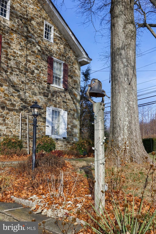 view of side of property