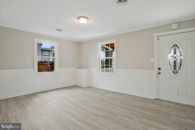 foyer entrance featuring light hardwood / wood-style floors