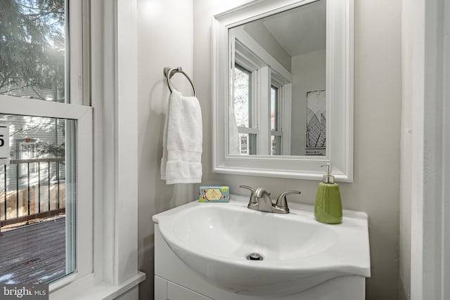 bathroom with vanity