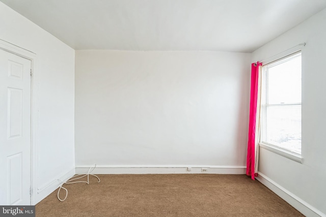 view of carpeted spare room