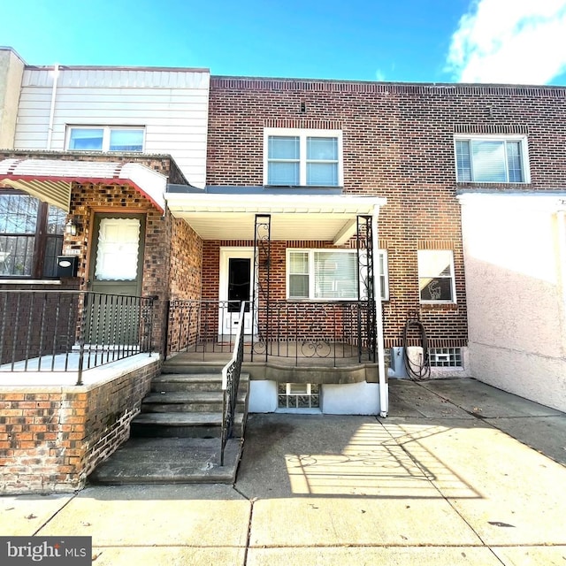 view of townhome / multi-family property