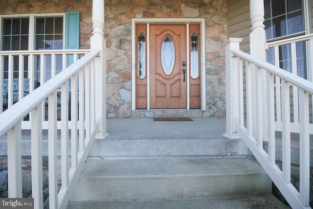 view of property entrance