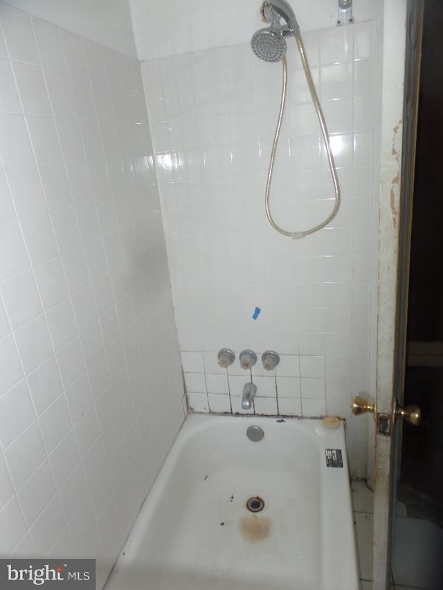 1252 N 56th St, Philadelphia, PA 19131 - view of bathroom