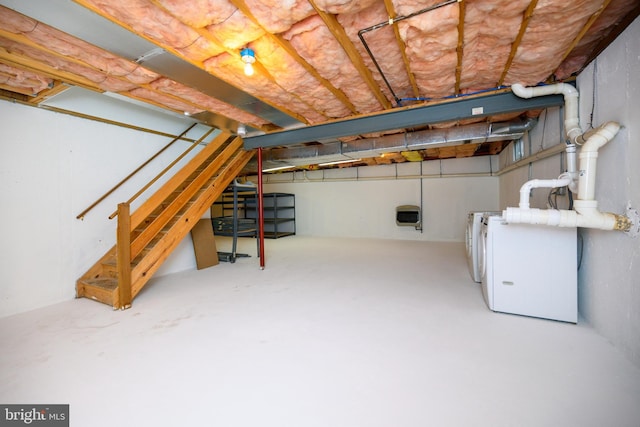 basement featuring independent washer and dryer