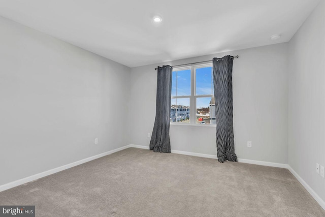 view of carpeted spare room