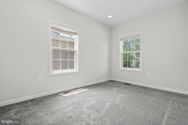 view of carpeted spare room