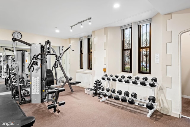 workout area with a healthy amount of sunlight