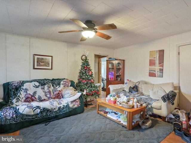 living room featuring ceiling fan