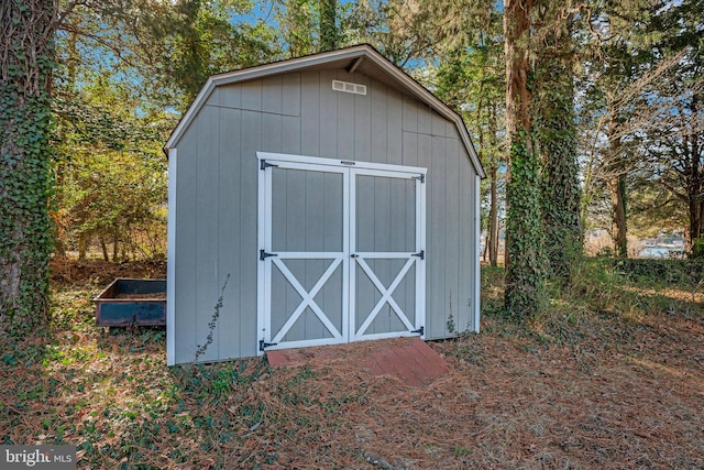 view of outdoor structure