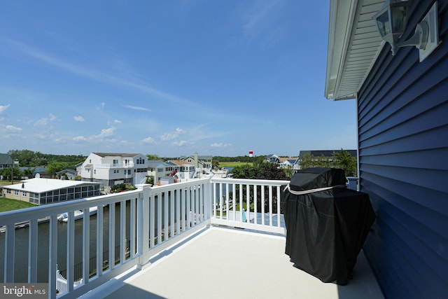 balcony featuring a grill