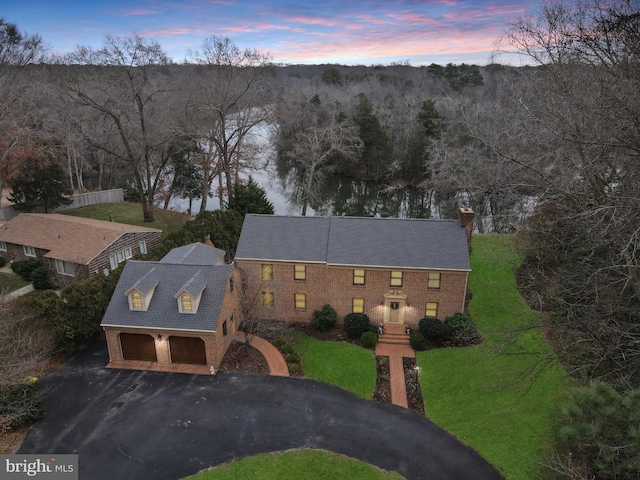 view of aerial view at dusk