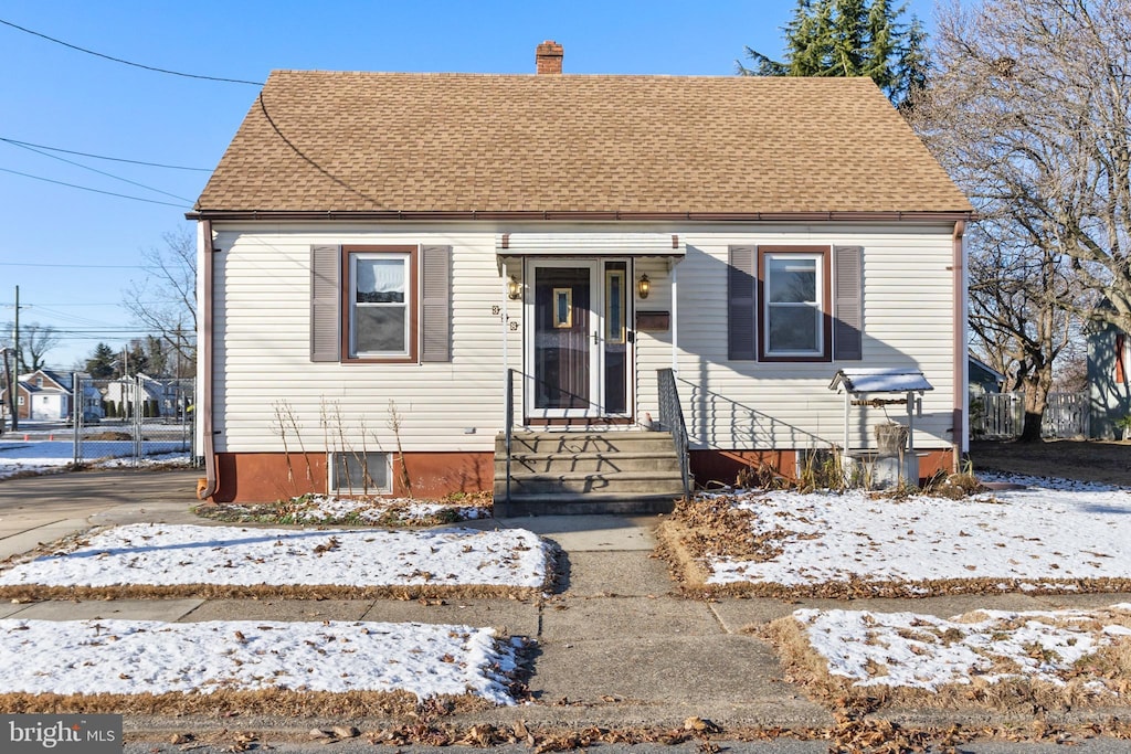 view of front of property