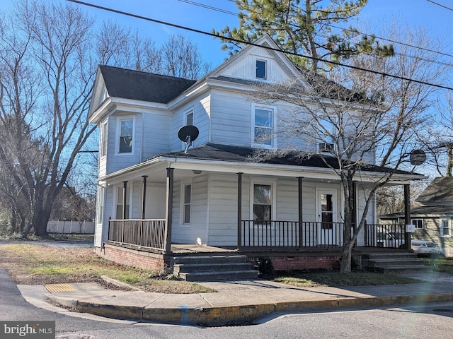 view of front of property with covered porch