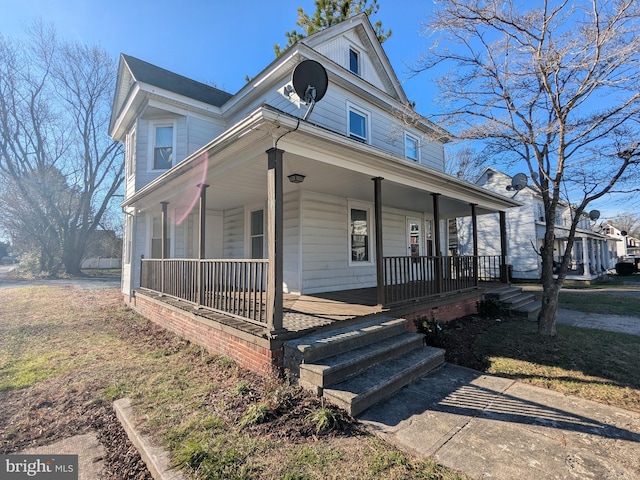 view of front of house with covered porch