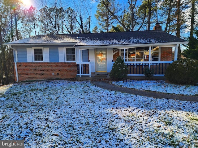 ranch-style house with a porch