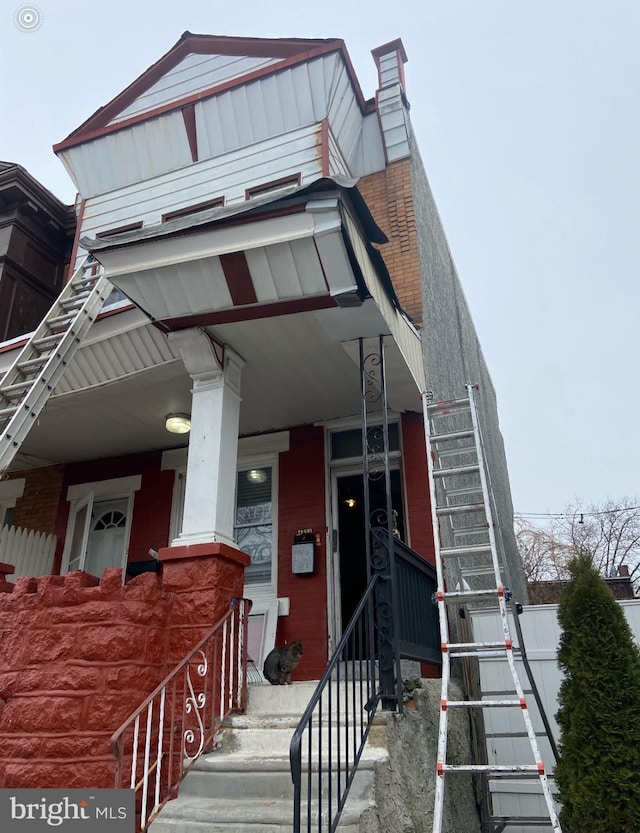 view of front of property with brick siding