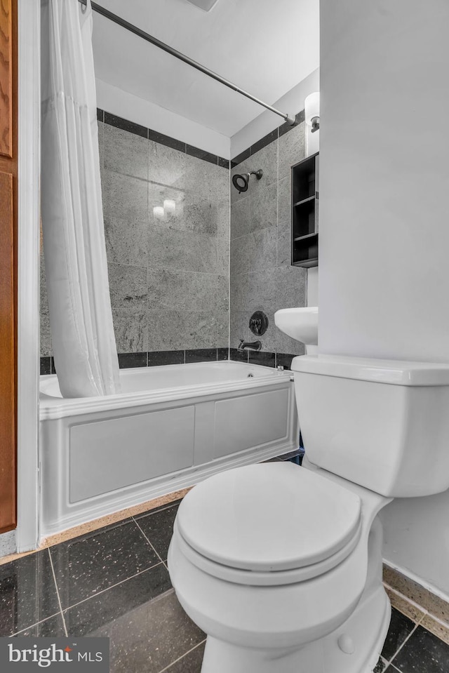 bathroom featuring toilet and shower / bathtub combination with curtain