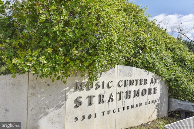 view of community sign