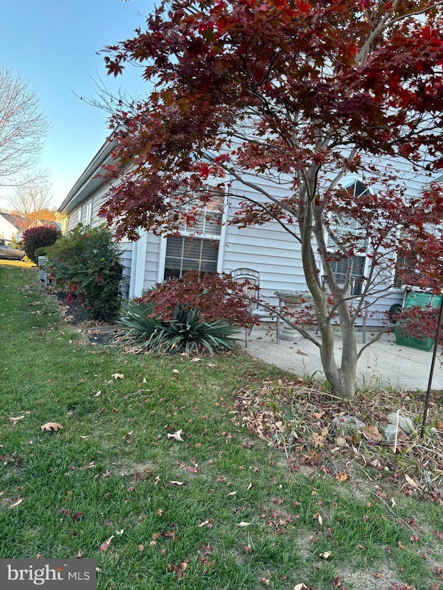 136 Sandpiper Ln, West Deptford, NJ 08086 - view of home's exterior with a lawn