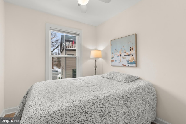 bedroom featuring ceiling fan