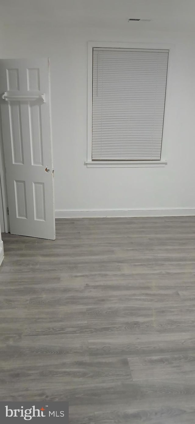 empty room featuring light hardwood / wood-style flooring