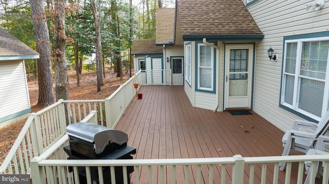 deck with grilling area