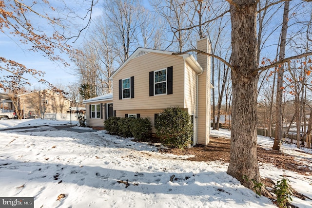 view of front of property