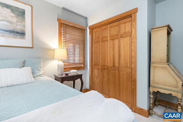 bedroom featuring a closet