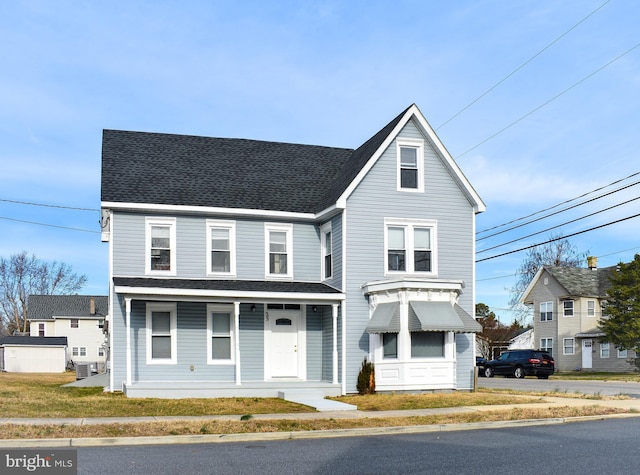 view of front property