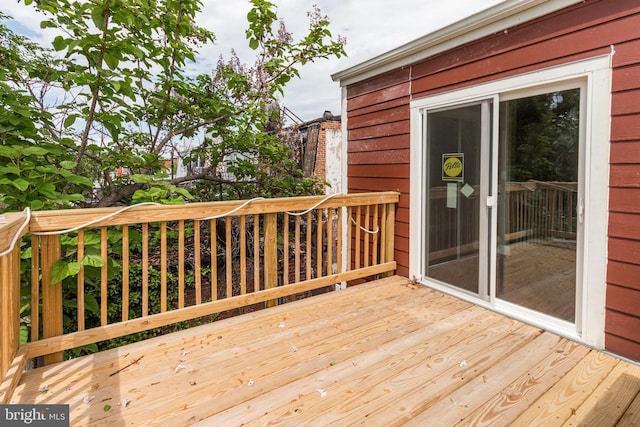 1324 Aisquith St, Baltimore, MD 21202 - view of wooden deck